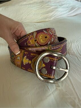 Lucky Brand Purple Floral Painted Leather Belt with Silver Round Buckle